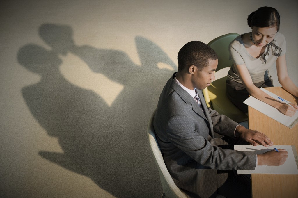 amour-travail-bureau-amoureux-11467953rutgk